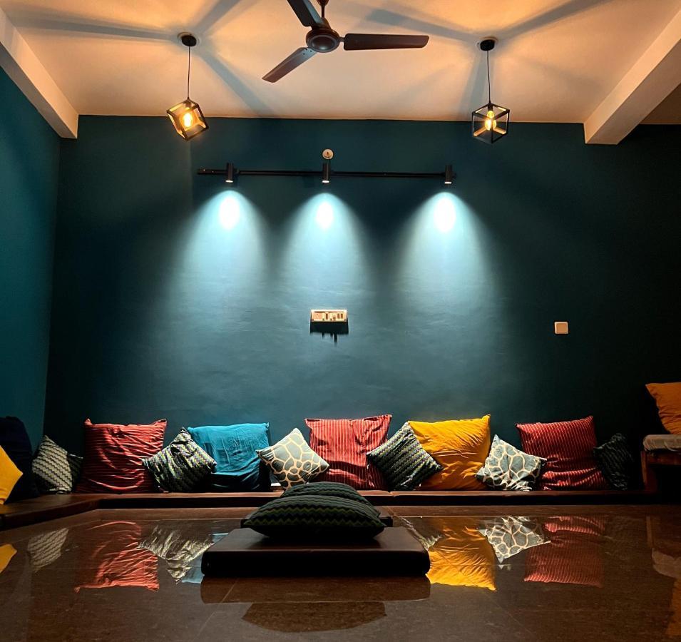 Unearth Hostel 오로빌 외부 사진