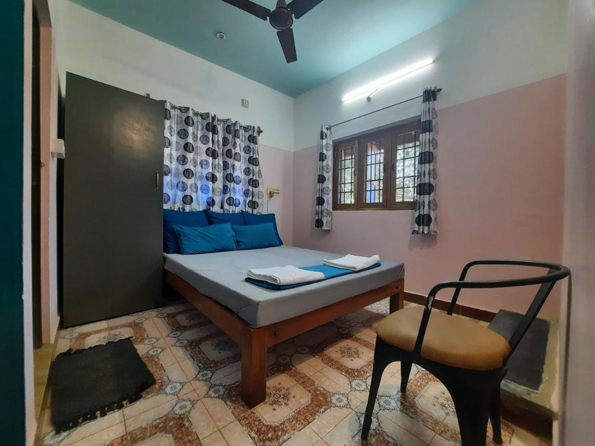 Unearth Hostel 오로빌 외부 사진