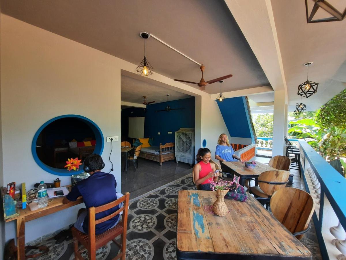 Unearth Hostel 오로빌 외부 사진