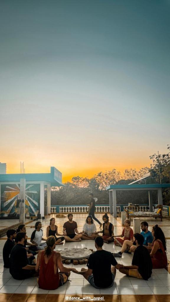Unearth Hostel 오로빌 외부 사진