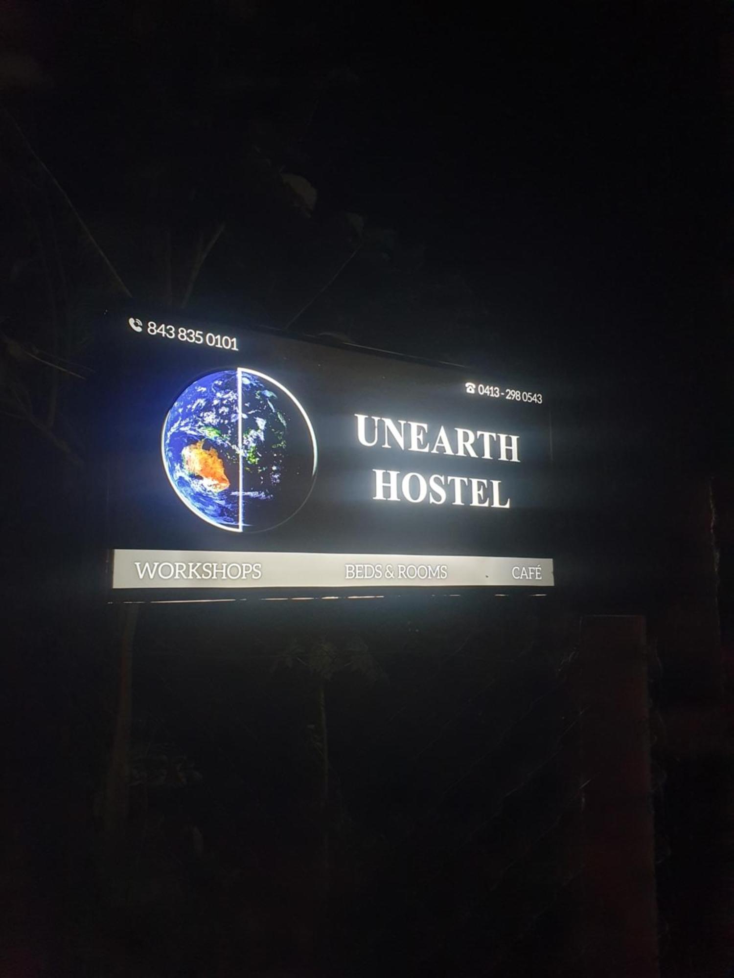 Unearth Hostel 오로빌 외부 사진