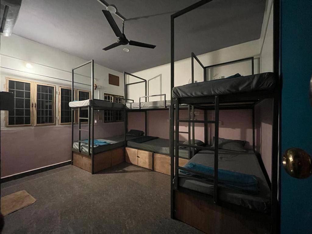 Unearth Hostel 오로빌 외부 사진